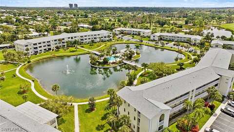 Stratford Place Circle, Fort Myers, FL 33919