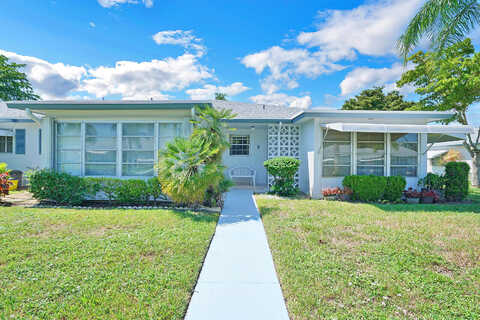 S Drive Cir, Delray Beach, FL 33445