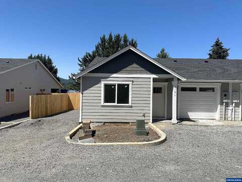 48Th Av, Sweet Home, OR 97386