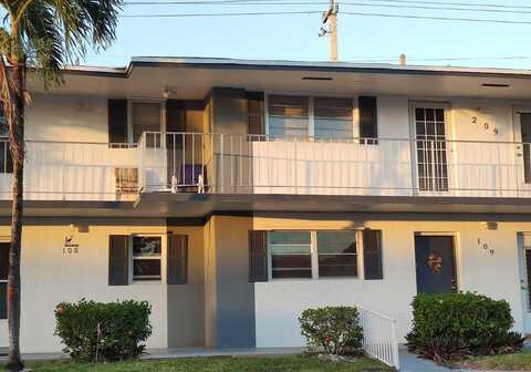 Lake Ter, Boynton Beach, FL 33426