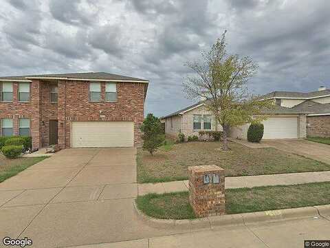 Prestwick Dr, Fort Worth, TX 76135