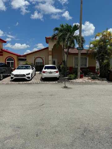 W 35Th Ave, Hialeah, FL 33018