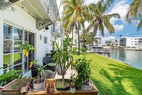 Bay Dr, Miami Beach, FL 33141