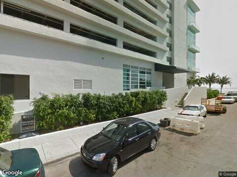 Ne 25Th St, Miami, FL 33137