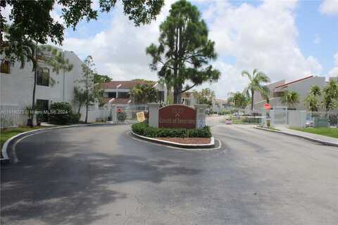 Racquet Club Dr, Lauderhill, FL 33319