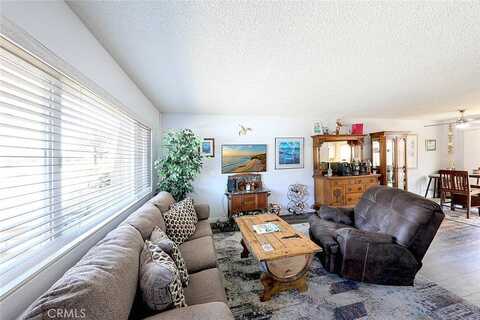 Pearce Dr, Huntington Beach, CA 92649