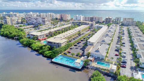 S Ocean Blvd, South Palm Beach, FL 33480