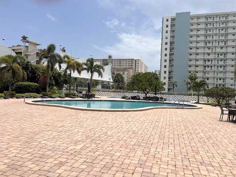 N Ocean Blvd, Pompano Beach, FL 33062