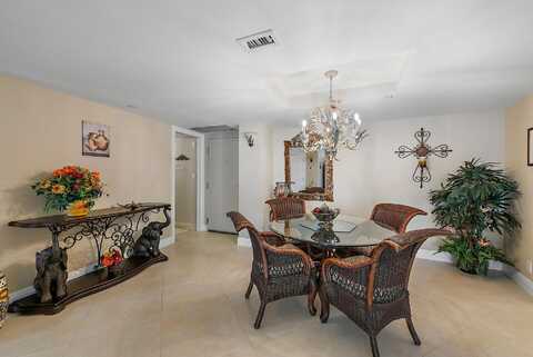 N Ocean Dr, Riviera Beach, FL 33404