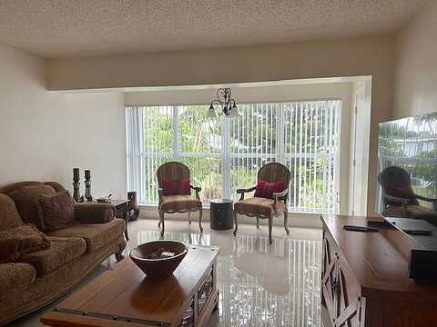 Sw 13Th Street, Delray Beach, FL 33445