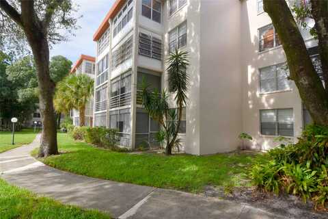 Nw 48Th Ter, Lauderdale Lakes, FL 33313