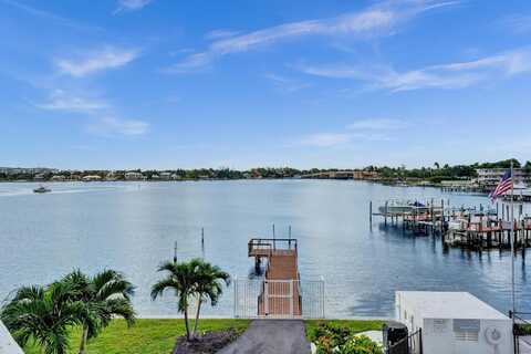 E Lantana Road, Lantana, FL 33462