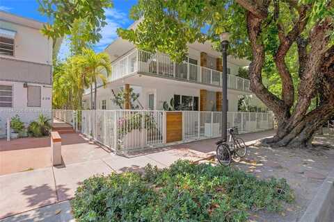 Meridian Ave, Miami Beach, FL 33139