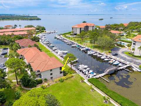 Mariner Dr, Tarpon Springs, FL 34689