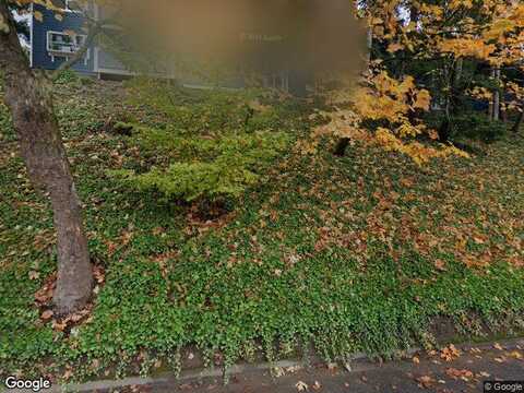 Se Freeman Wy, Milwaukie, OR 97222