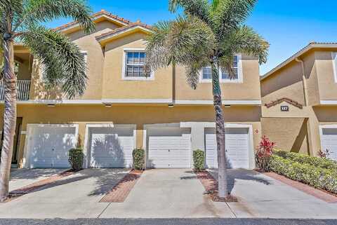 Lighthouse Circle, Tequesta, FL 33469