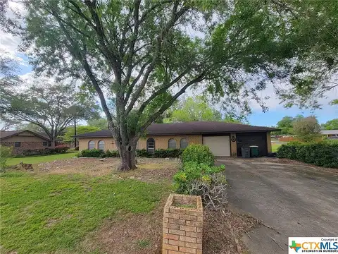 Address Withheld, Victoria, TX 77904