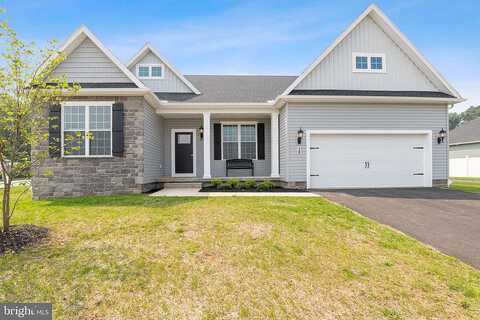 Flint Circle, Hanover, PA 17331