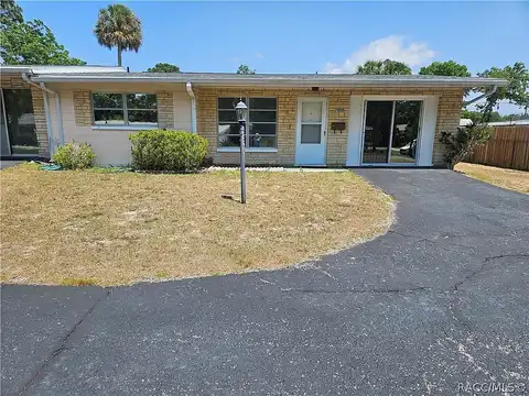 W 7 Rivers Drive, Crystal River, FL 34429