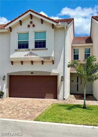 Greenwood Park Circle, Fort Myers, FL 33967