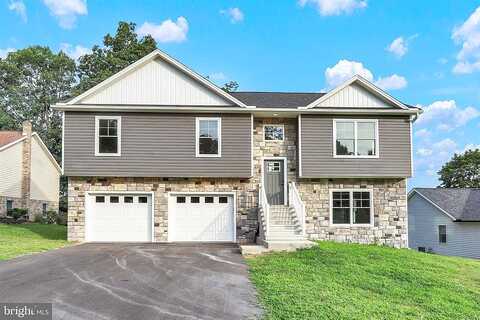 Greenbriar Lane, Fayetteville, PA 17222