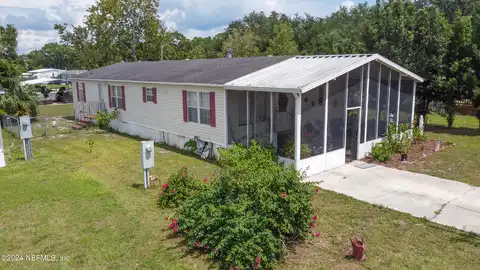 5Th Manor W, Palatka, FL 32177