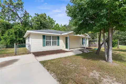 S Atlantis Way, Homosassa, FL 34446