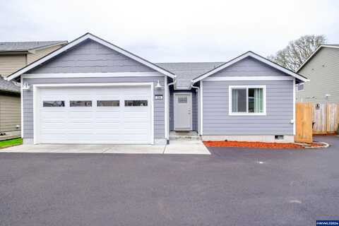 Oak Terrace #A Dr, Lebanon, OR 97355