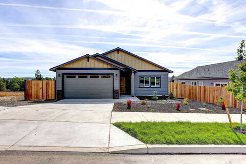 Sw Cassidy Avenue, Madras, OR 97741