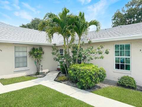 Franconia Cir, Lake Worth, FL 33467