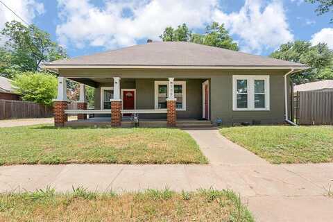 1/2 College Street, Cleburne, TX 76033