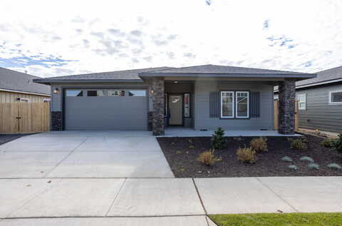 Sw Yew Place, Redmond, OR 97756