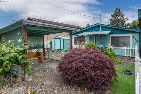 Se Carroll St, Winston, OR 97496