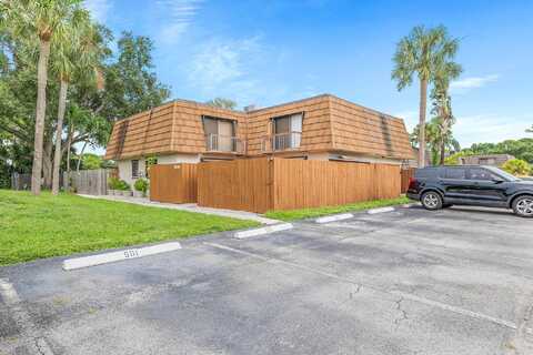 Palm Bay Cir, West Palm Beach, FL 33406