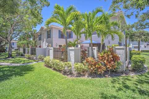 Prestwick Circle, Palm Beach Gardens, FL 33418