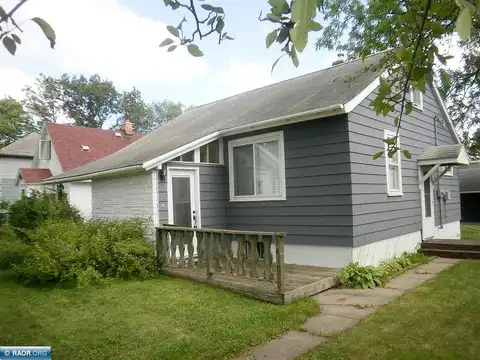 W 3Rd Avenue, Hibbing, MN 55746