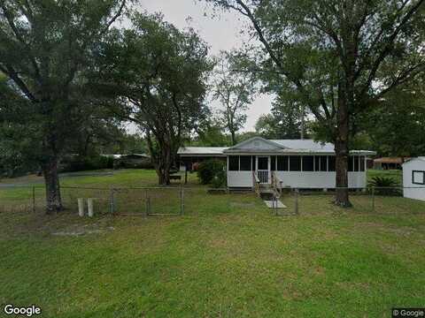 S Squirrel Ave, Wewahitchka, FL 32456