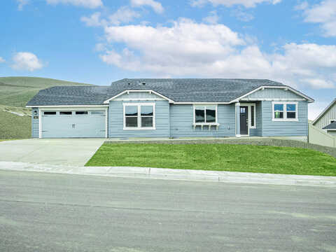 Nw 10Th Place, Redmond, OR 97756