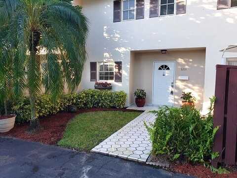 S Palm Aire Dr, Pompano Beach, FL 33069