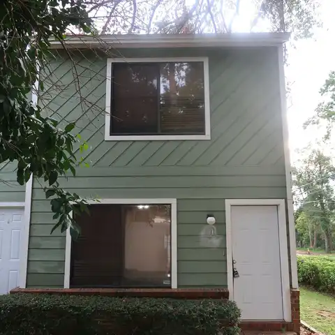 S Lipona Road, Tallahassee, FL 32304