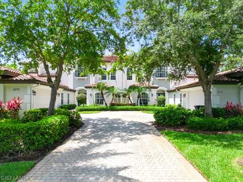 Calabria Court, Naples, FL 34110