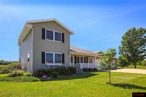 Ne 6Th St, Waseca, MN 56093