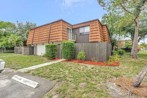 White Pine Circle, Greenacres, FL 33415