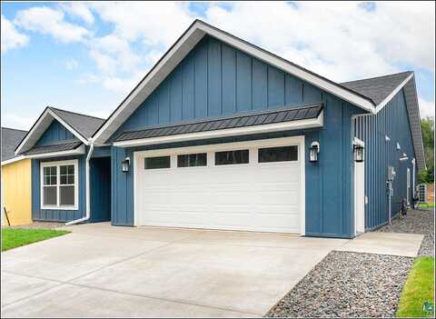 Cottage Hill Circle, Duluth, MN 55811