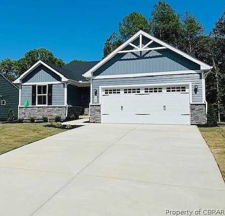 Pleasants Lane, Kilmarnock, VA 22482