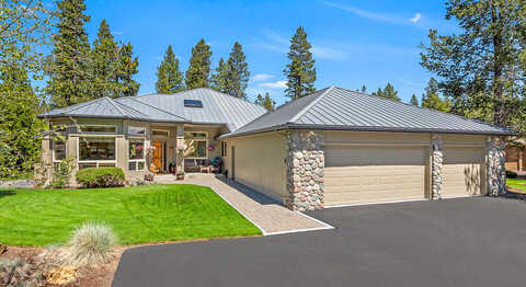 Maury Mountian Lane, Sunriver, OR 97707