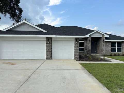 Cedar Tree Ln # 27B, Cantonment, FL 32533