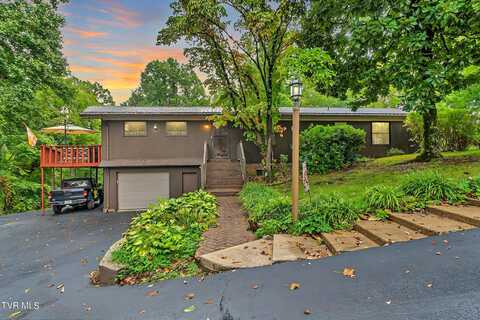 East Holton Avenue, Big Stone Gap, VA 24219