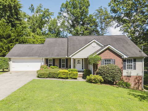 Se Valley Point Dr, Dalton, GA 30721