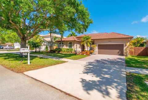 Mariposa Cir S, Pembroke Pines, FL 33331